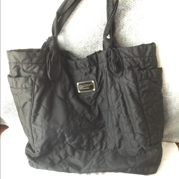 MARC BY MARC JACOBS ‘Pretty Nylon - Tate Tote’ Lrg - Picture 3 of 9